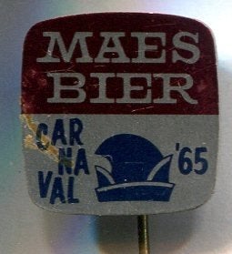 Maes bier carnaval '65 blik speldje ( N_191), Verzenden, Zo goed als nieuw, Merk, Speldje of Pin