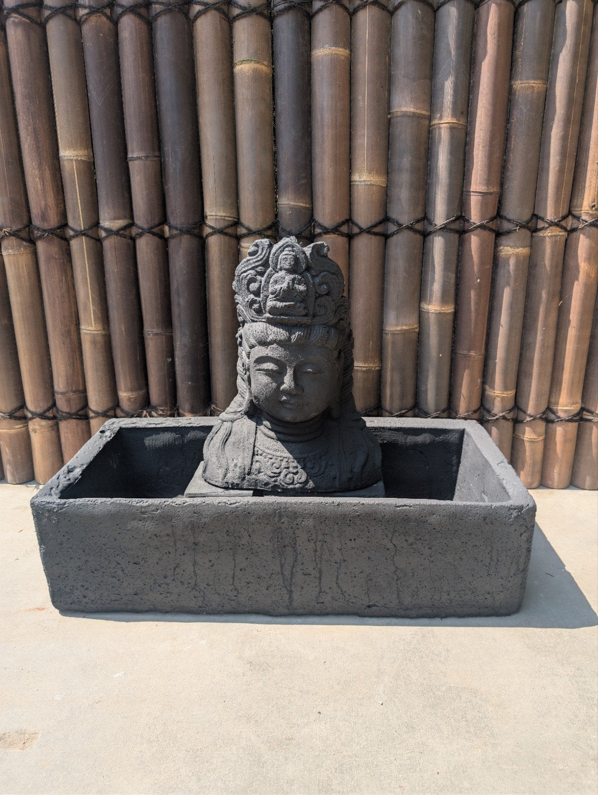 Mooie Geisha oosterse Buddha fontein water ornament beton, Ophalen of Verzenden, Nieuw, Beton, Fontein