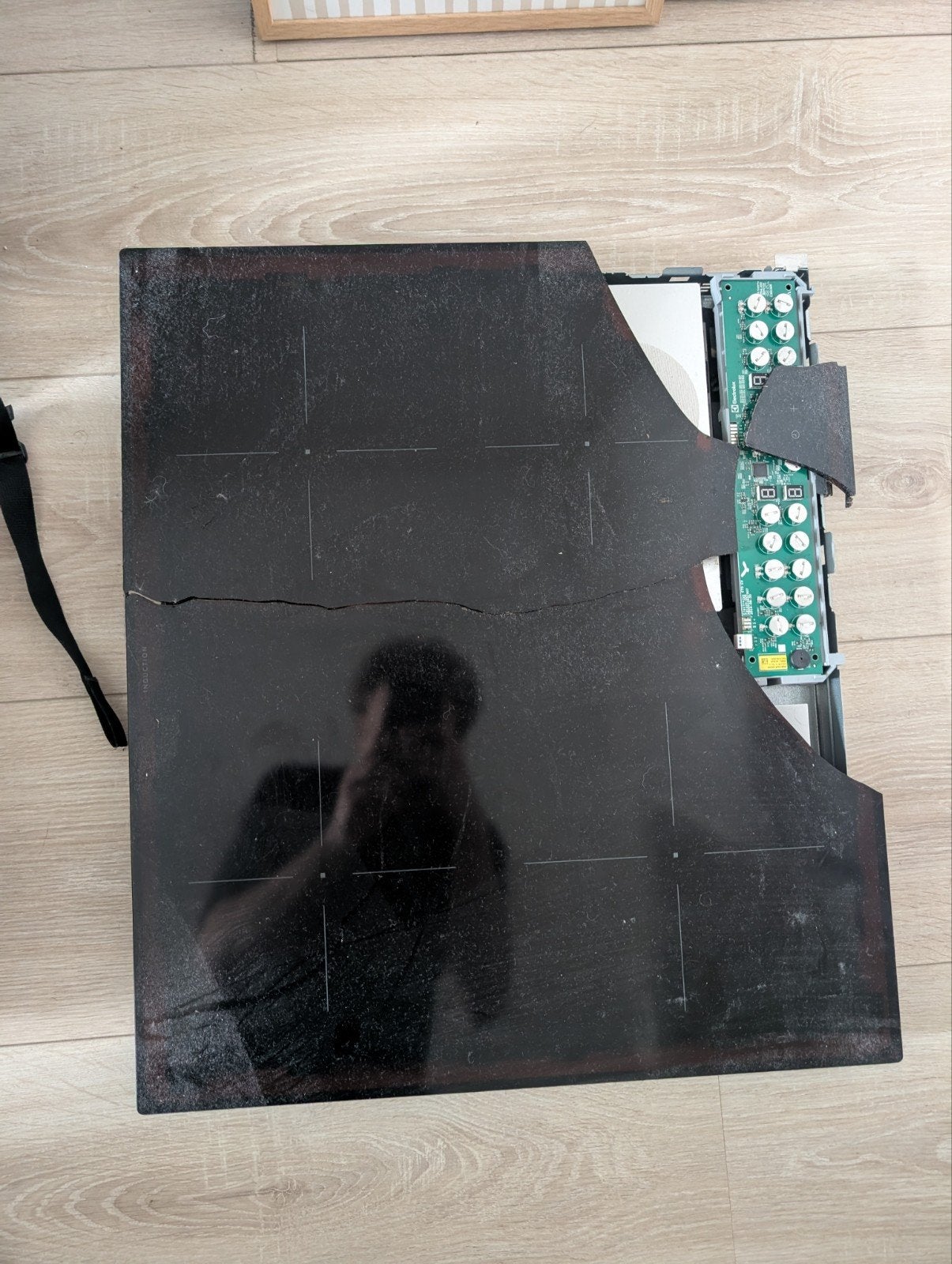 Ikea inductieplaat (gebroken glas), Witgoed en Apparatuur, Kookplaten, Ophalen, Inbouw, Inductie, 4 kookzones