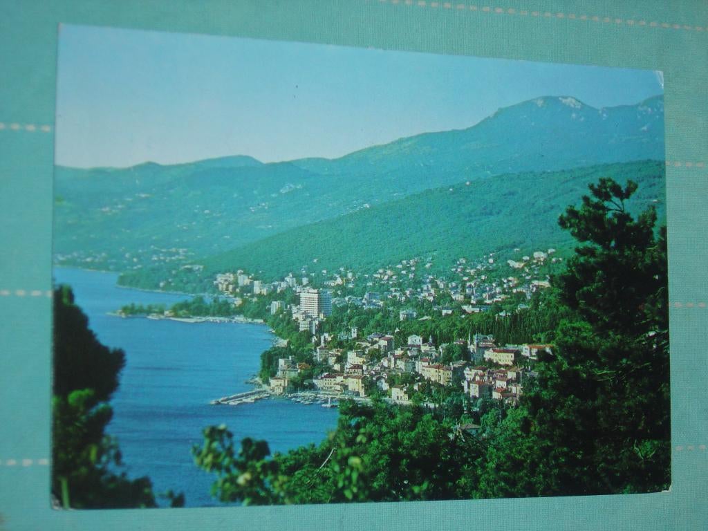 19) Kleuren ansichtkaart Opatijska (Jugoslavië) nu Kroatië, Ophalen of Verzenden, 1980 tot heden, Gelopen, Buiten Europa