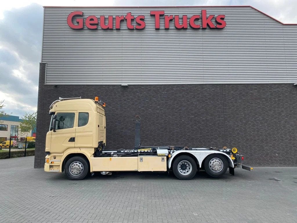 Scania R450 6X2 + PALFINGER HAAKARMSYSTEEM/ABROLLKIPPER/HOOK, Auto's, Euro 6, Scania, Beige, Bedrijf