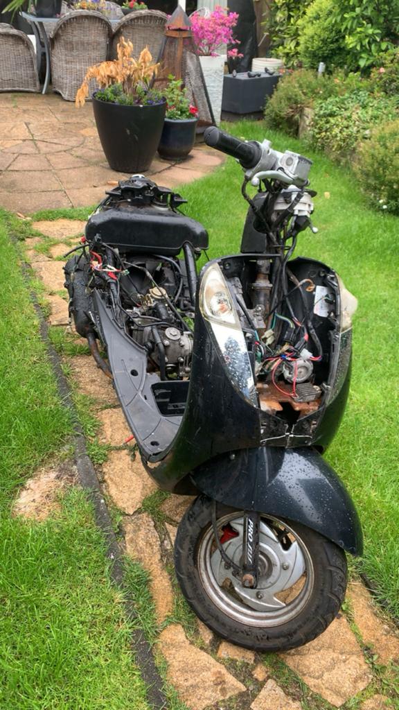 Sym mio 100cc op snor frame 2017, Fietsen en Brommers, Ophalen, Gebruikt, Overige typen