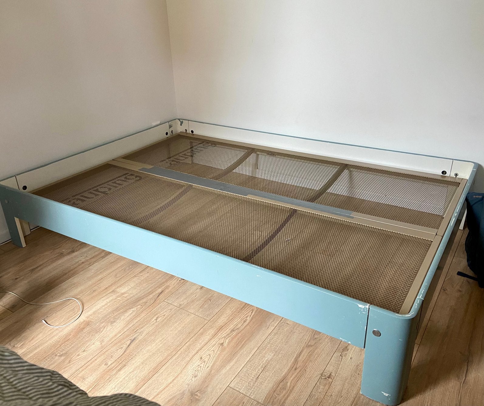 Auping bed auronde 140x200 (bedframe + spiraalbodem, Gebruikt, Blauw, Tweepersoons, 200 cm