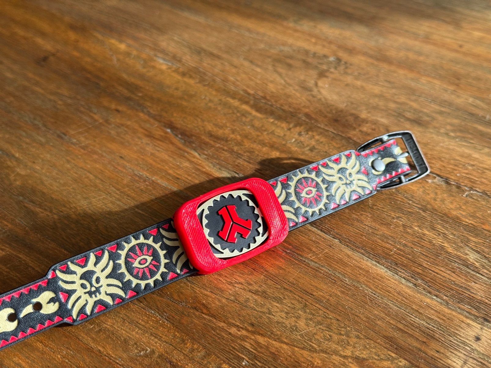 Defqon polsband chip houder, Hobby en Vrije tijd, Feestartikelen, Ophalen of Verzenden, Nieuw, Feestartikel