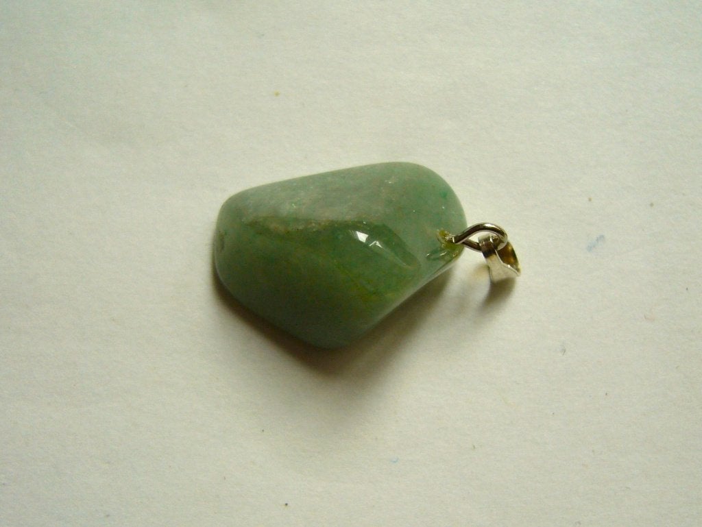 Groene aventurijn trommelsteen hanger edelsteen hangertje, Sieraden, Tassen en Uiterlijk, Ophalen of Verzenden, Zo goed als nieuw