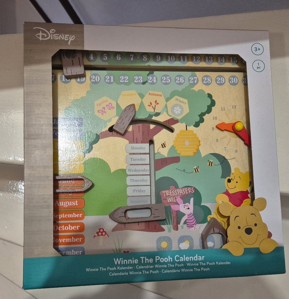 Winnie de Pooh houten educatief kalenderklok, 3+j, nieuw, Kinderen en Baby's, Ophalen of Verzenden, Nieuw