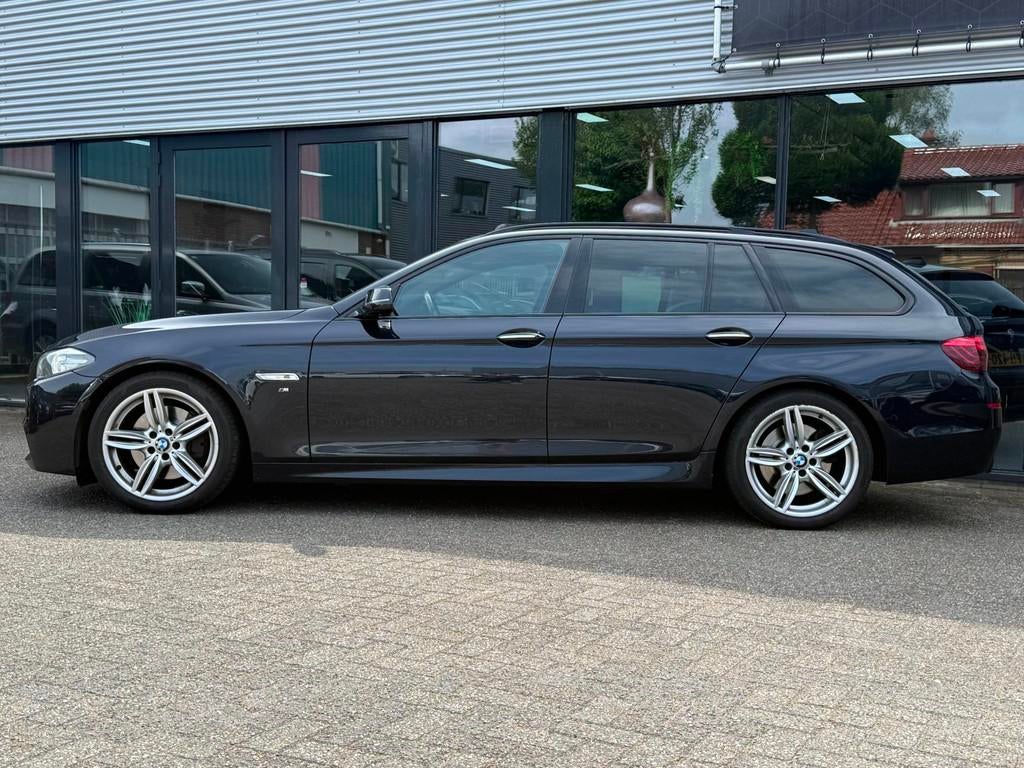 BMW 5-serie Touring 535xd High Executive M-PAKKET/PANO/CAM, Auto's, Automaat, Euro 5, Gebruikt, 2993 cc