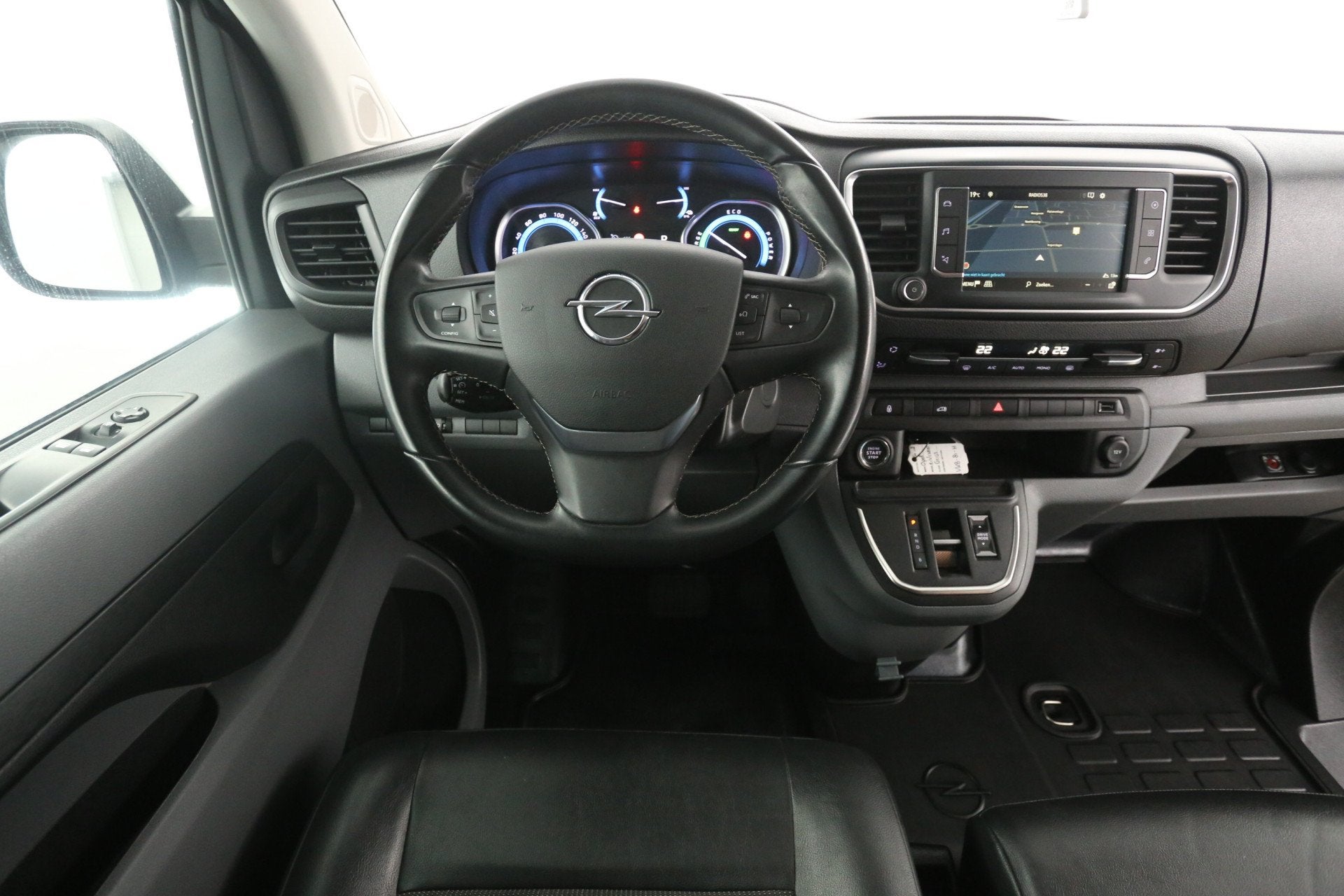 Opel Vivaro Elektrisch 75 kWh L2H1 Innovation | Snelladen |, 136 pk, Gebruikt, 303 km, Origineel Nederlands