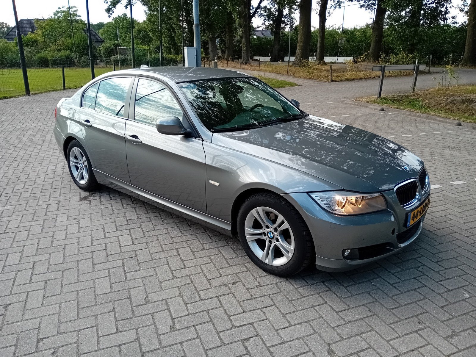 BMW 3-Serie 1.6 I 316 90KW 2010 Grijs, Auto's, 1599 cc, 4 cilinders, 122 pk, Origineel Nederlands