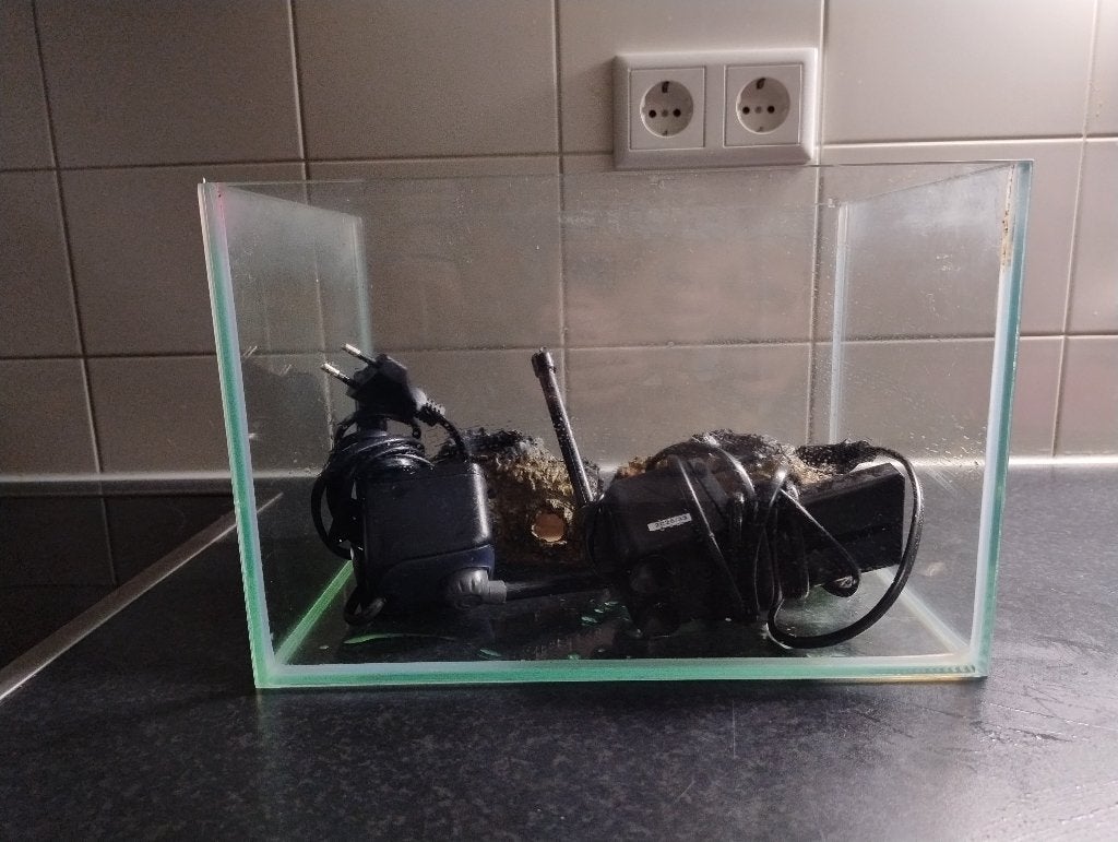 Aquarium met toebehoren, Ophalen, Inclusief toebehoren, Zo goed als nieuw, Leeg aquarium