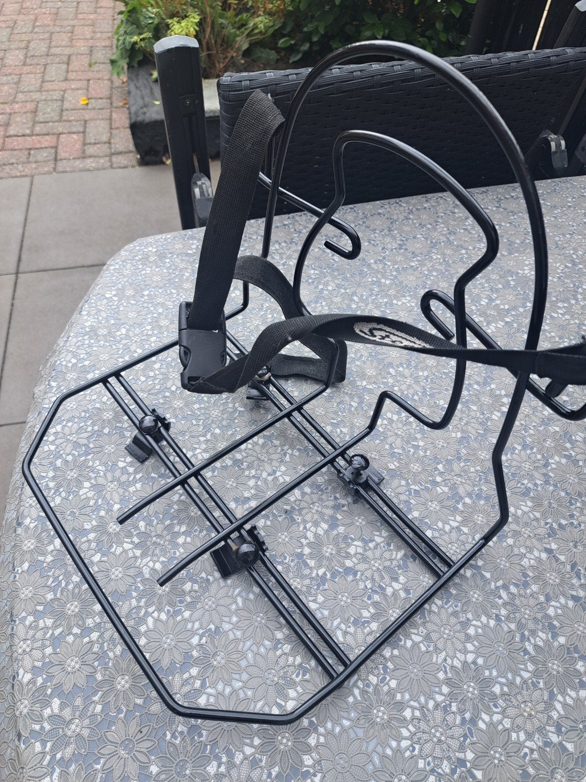 Tassendrager voor achterop., Ophalen, Gebruikt