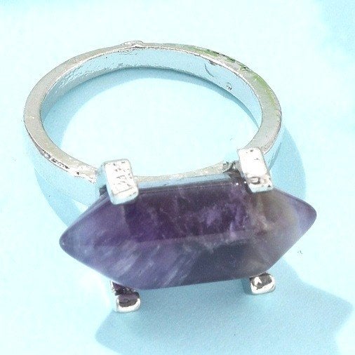 SALE: Ring met grote steen van amethist, Overige materialen, SINO-SEAR GmbH, Feuerbachstrasse11, Potsdam, Germany, Nieuw