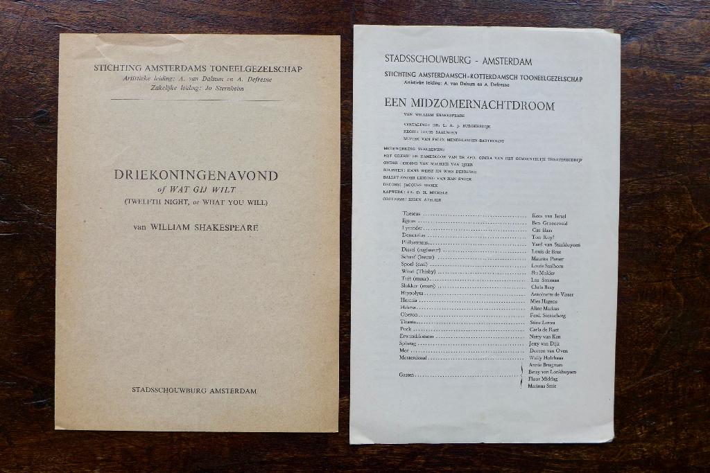 Stadsschouwburg Amsterdam diverse oude programmaboekjes, Ophalen of Verzenden, Gelezen, Toneel, Onbekend
