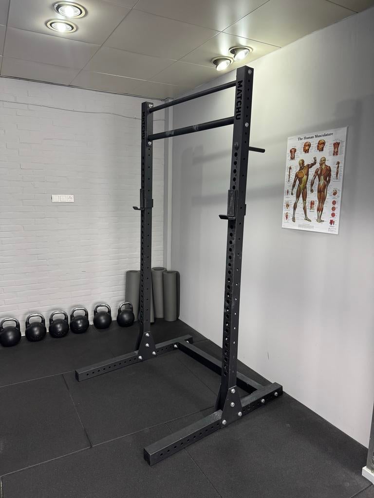 Squat Rack met pull up bar Matchu - zo goed als nieuw, Ophalen, Gebruikt, Benen, Overige typen