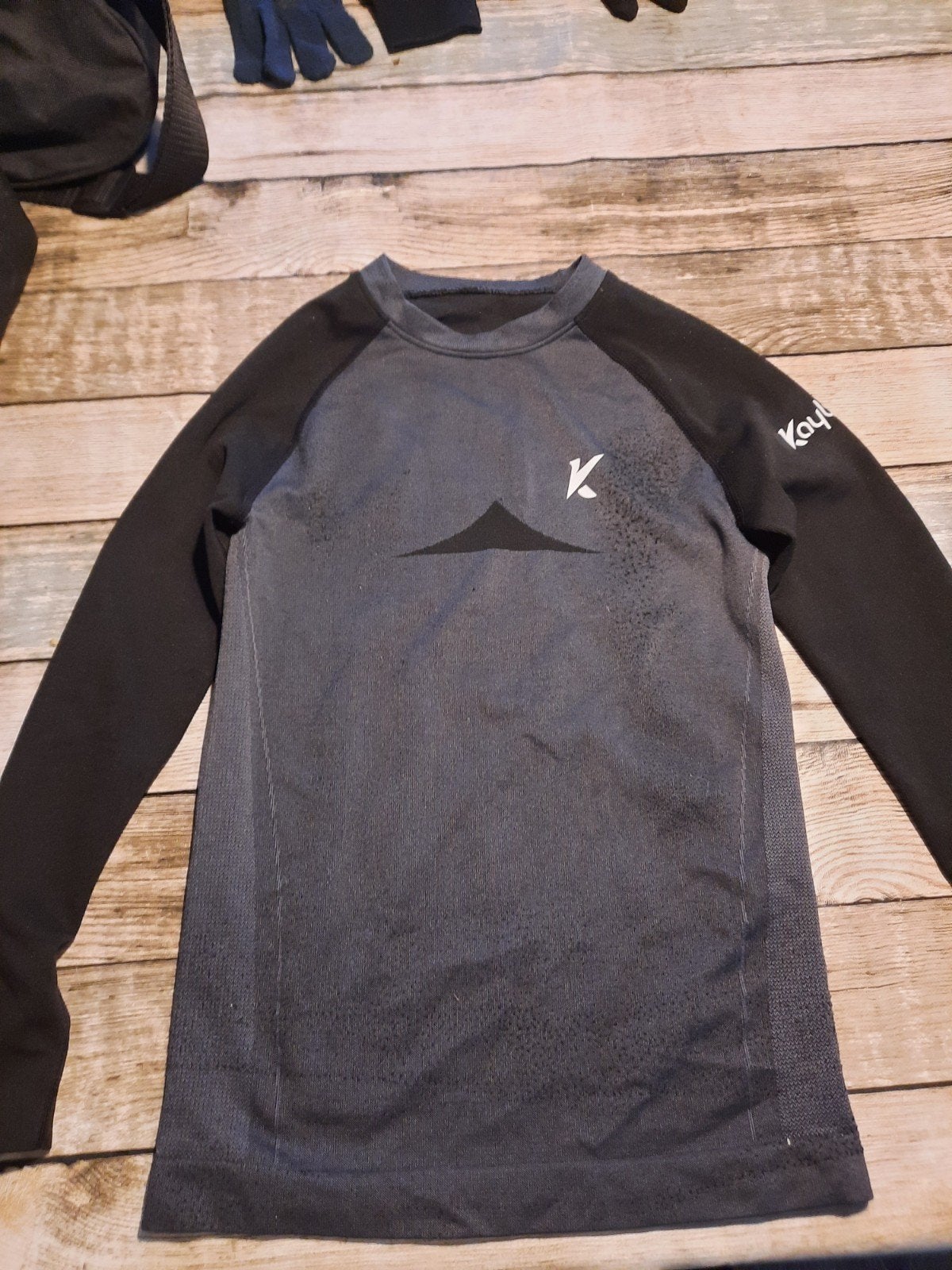 Te koop thermo shirt. Maat 134, Kinderen en Baby's, Kinderkleding | Maat 134, Ophalen of Verzenden, Zo goed als nieuw, Jongen of Meisje