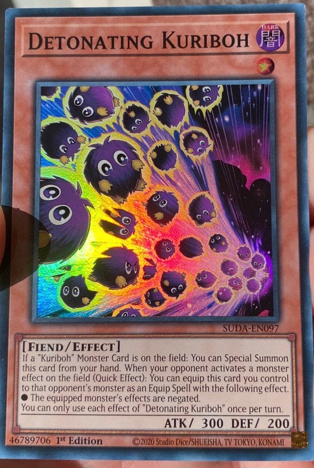 Yu-Gi-Oh! Detonating Kuriboh SUDA 1st Edition !, Ophalen of Verzenden, Zo goed als nieuw, Losse kaart, Foil