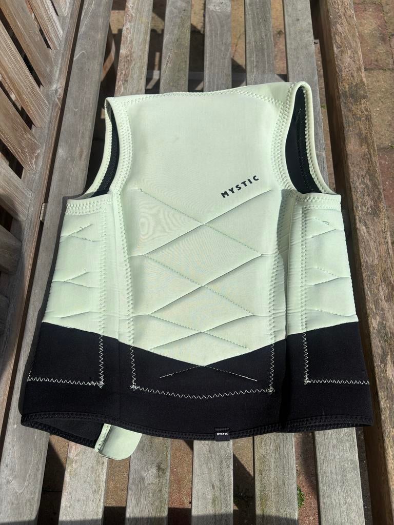 Mystic Juice Impact Vest FZIP Wake Woman XS, Watersport en Boten, Wakeboarden, Ophalen of Verzenden, Zo goed als nieuw, Overige typen