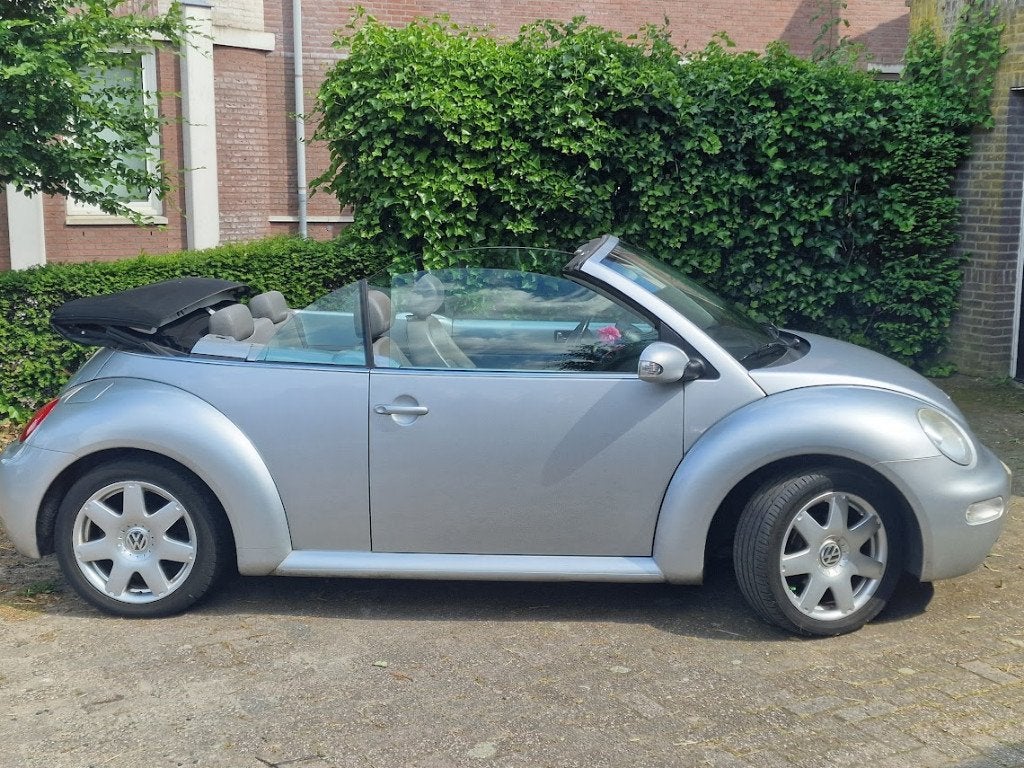 VW Beetle Cabrio Automaat Airco 2.0l 163.500km APK 04-2027, Beetle (Kever), 4 cilinders, 4 stoelen, Leder