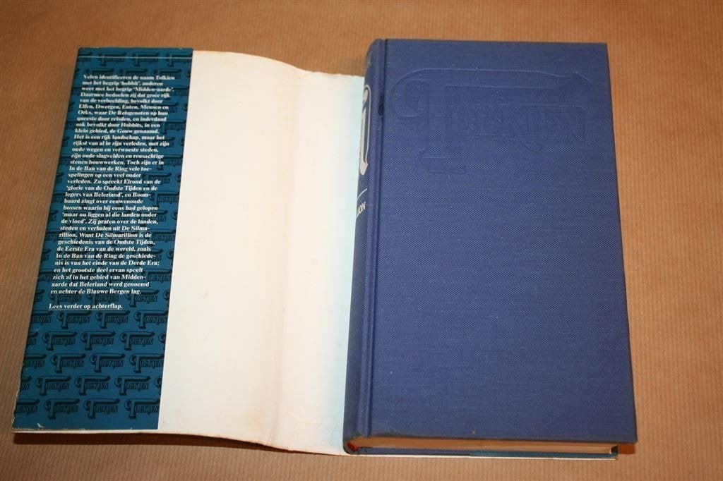 De Silmarillion. Tolkien. 1979., Boeken, Ophalen of Verzenden, Gelezen