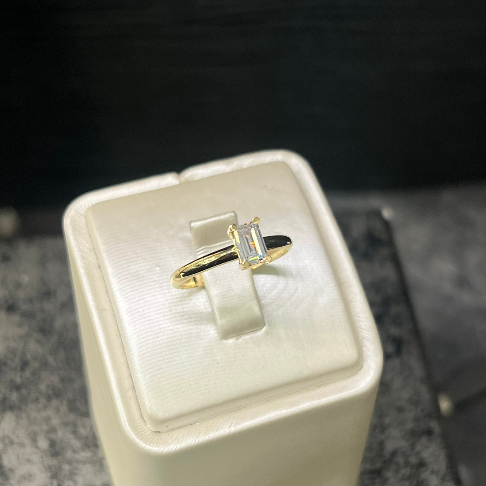 14 karaat gouden ring dames nieuw, Ophalen of Verzenden, Zo goed als nieuw, Goud, Dame