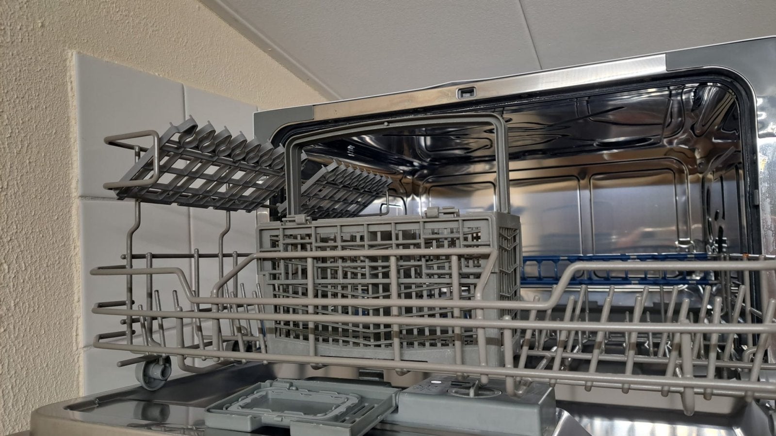 Compacte WLA vaatwasser - Ideaal voor kleine keukens, Witgoed en Apparatuur, Ophalen, Gebruikt, Minder dan 10 liter, Vrijstaand