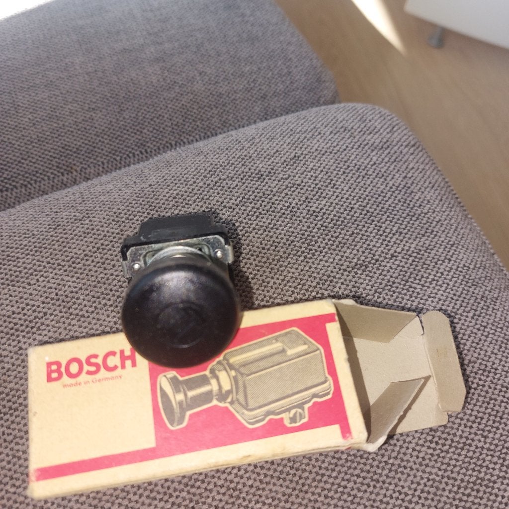 Bosch schakelaar, Ophalen, Nieuw