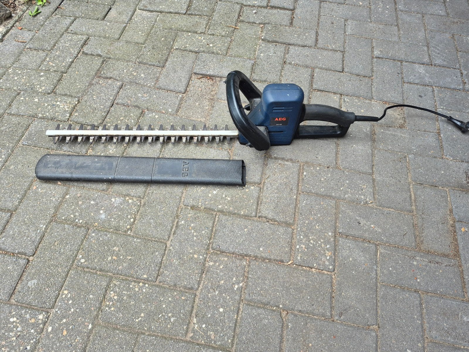 AEG HS 50 Heggenschaar - Elektrisch en Gebruikt, Ophalen of Verzenden, Gebruikt, Elektrisch, AEG
