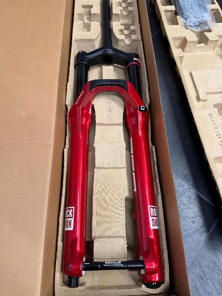 ROCKSHOX ZEB Ultimate B1 Charger 3.2 RC2 170 mm 2027, Nieuw, Ophalen of Verzenden, Voorvork, Aluminium