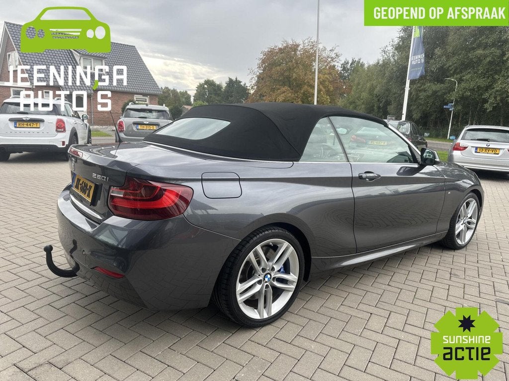 BMW 2-serie Cabrio 220i M pakket |Clima|Stoelverwarming|Trek, Automaat, Achterwielaandrijving, Gebruikt, 4 cilinders