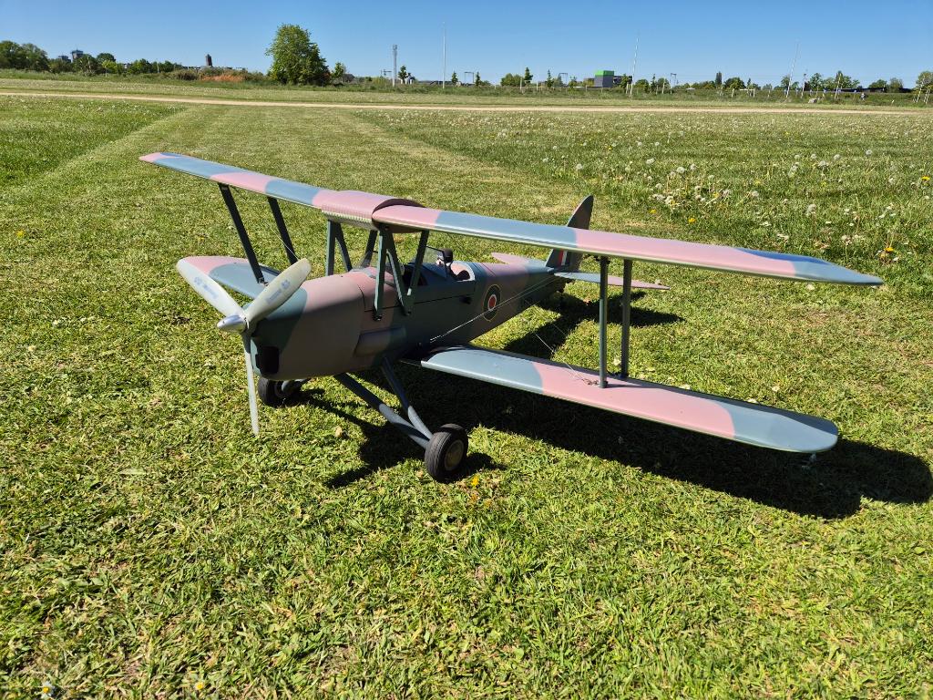 Tiger moth 1400mm, Ophalen, Zo goed als nieuw, Elektro