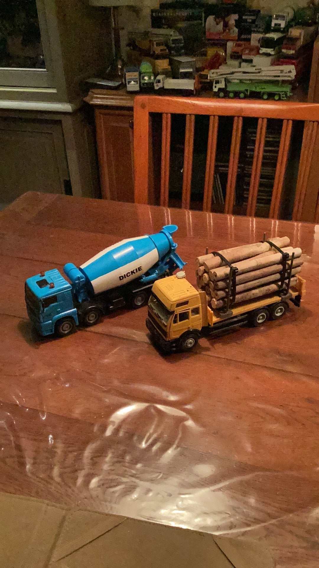 2x speelgoed vrachtauto Dickie, Ophalen of Verzenden, Gebruikt