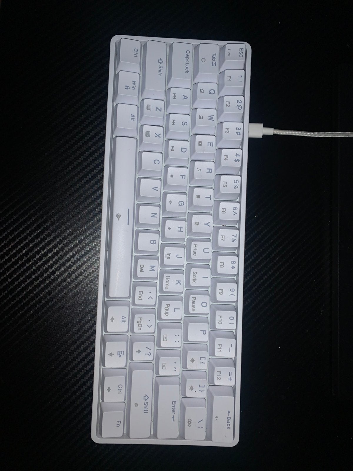 Compact wit toetsenbord met RGB verlichting, Gebruikt, Verzenden, Gaming toetsenbord, Qwerty