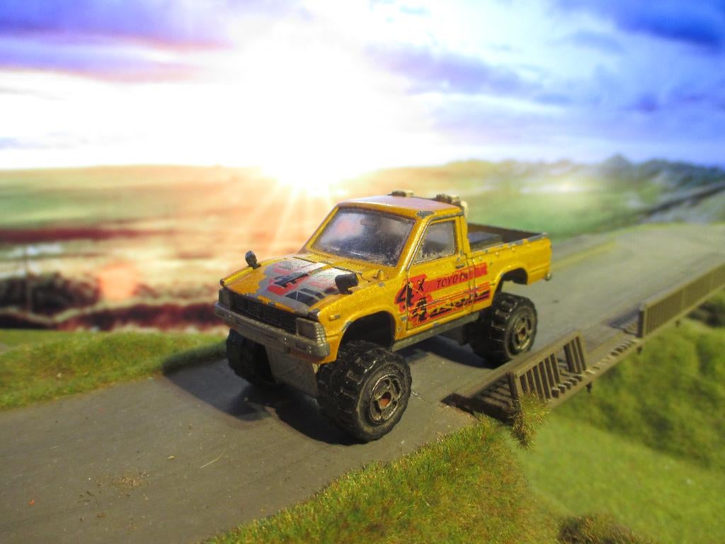 1:56 Toyota Hi-Lux 4x4 - Majorette 287, Ophalen of Verzenden, Gebruikt, Auto