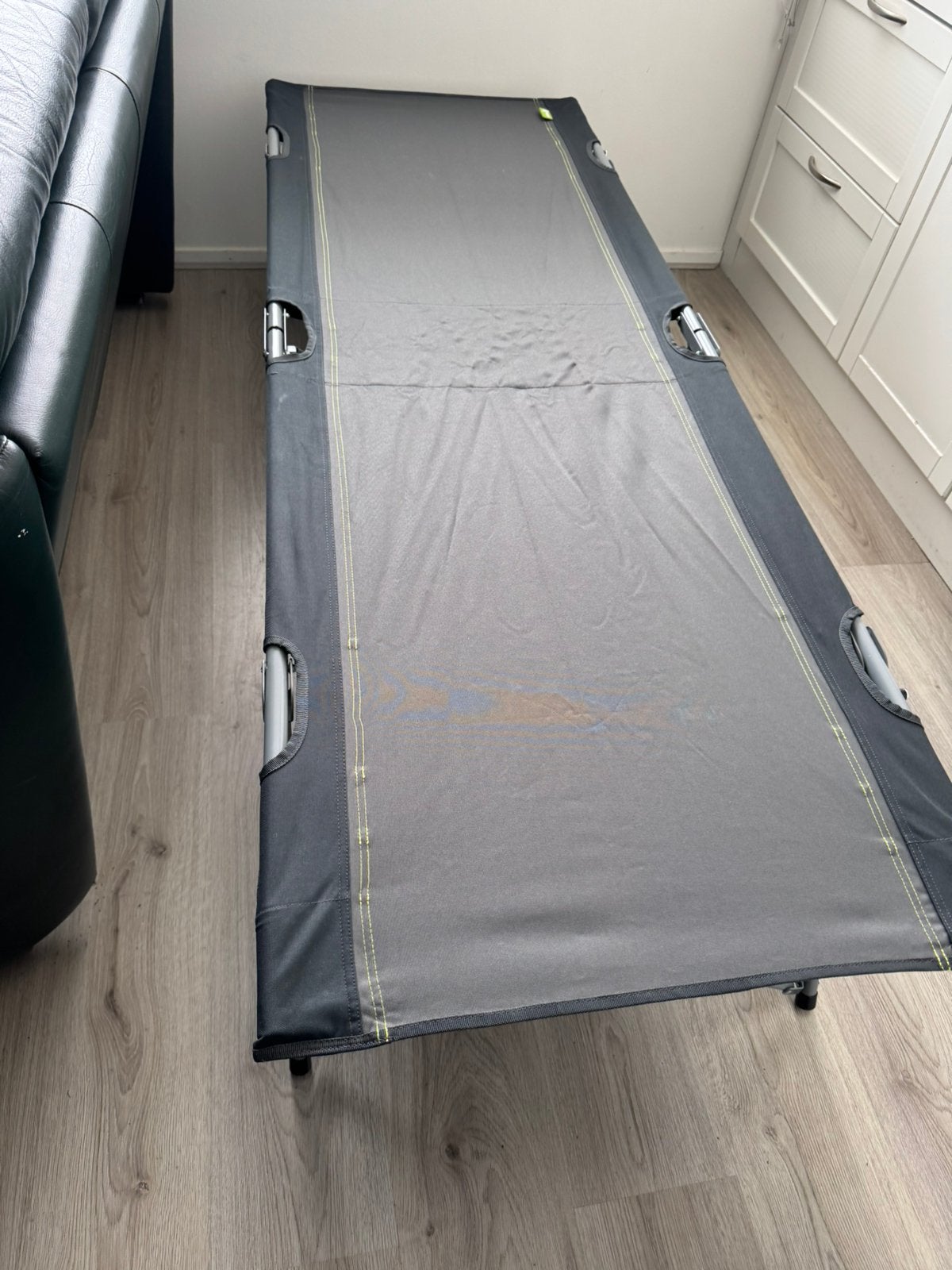 2 x Kampa veldbed, Ophalen of Verzenden, Zo goed als nieuw