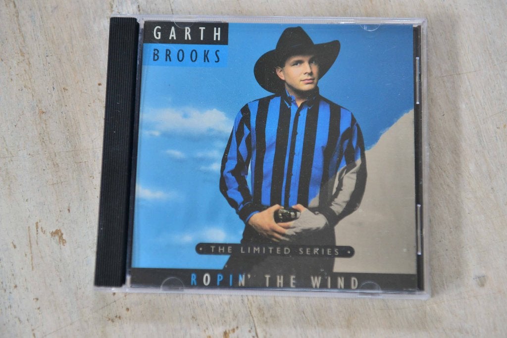 GARTH BROOKS = = Ropin the Wind The Limited Series, Cd's en Dvd's, Country, Verzenden, Inclusief doosje, Zo goed als nieuw