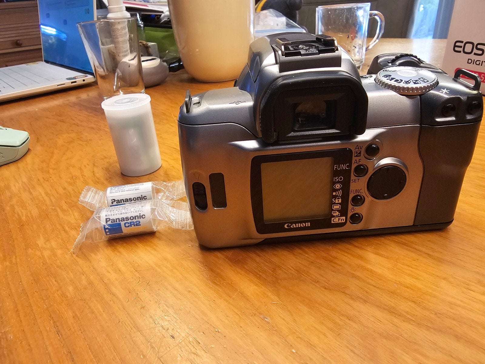 Canon EOS 300 Spiegelreflexcamera met film en batterijen, Ophalen of Verzenden, Zo goed als nieuw, Spiegelreflex, Canon