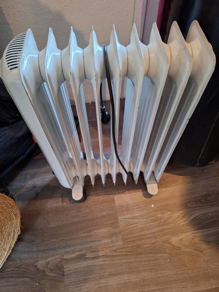 Elektrisch kacheltje op wieltjes, Huis en Inrichting, Gebruikt, Overige soorten, Elektrisch, Ophalen of Verzenden