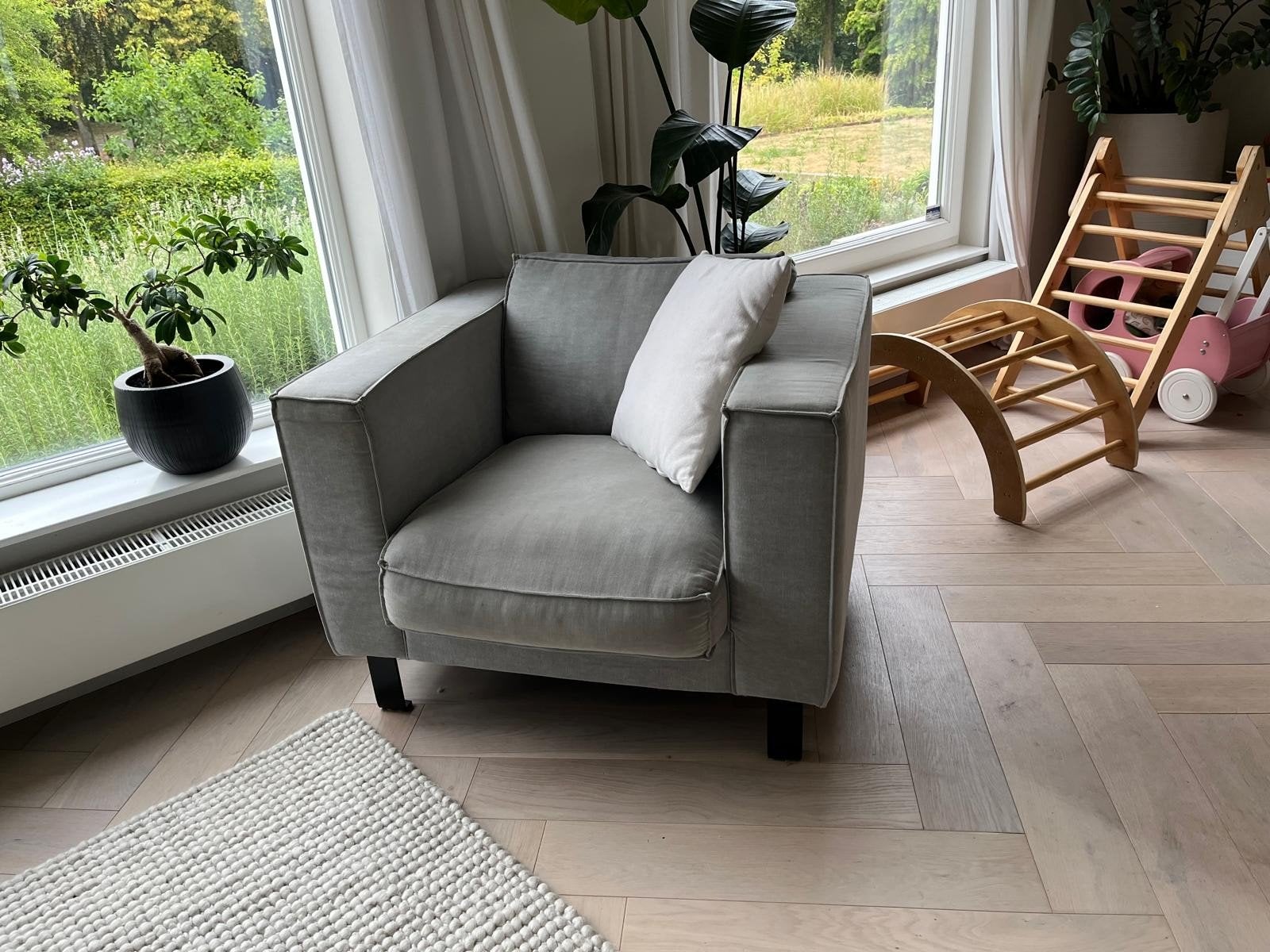2 licht grijze fauteuils, Ophalen, Gebruikt, Stof