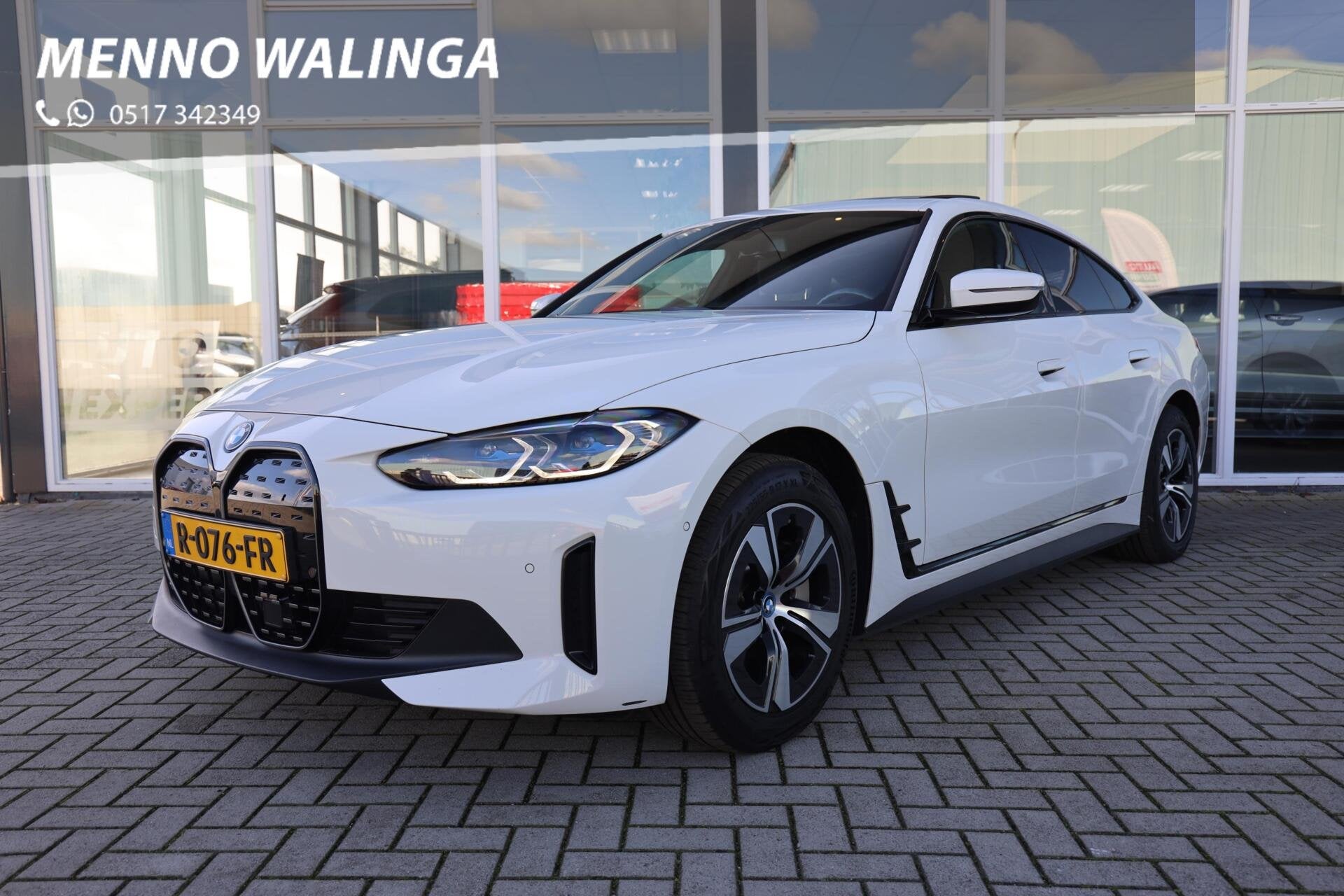 BMW i4 eDrive40 High Executive 84 kWh|SOH 94.5%|Schuifdak|Ca, Auto's, Dealer onderhouden, Achterwielaandrijving, Gebruikt, Met garantie (alle)