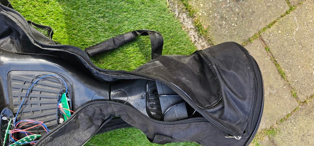 Hoverboards 2 stuks met zitje en draagtas, Ophalen, Gebruikt, Elektrische step (E-scooter)