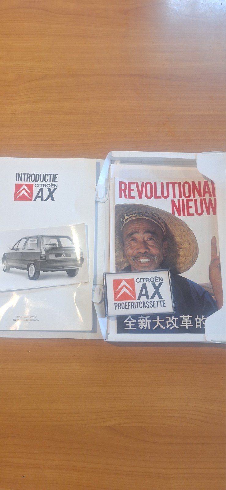 Ruim 20 verschillende Citroën AX Brochures, Ophalen of Verzenden, Gelezen, Citroën, Citroën