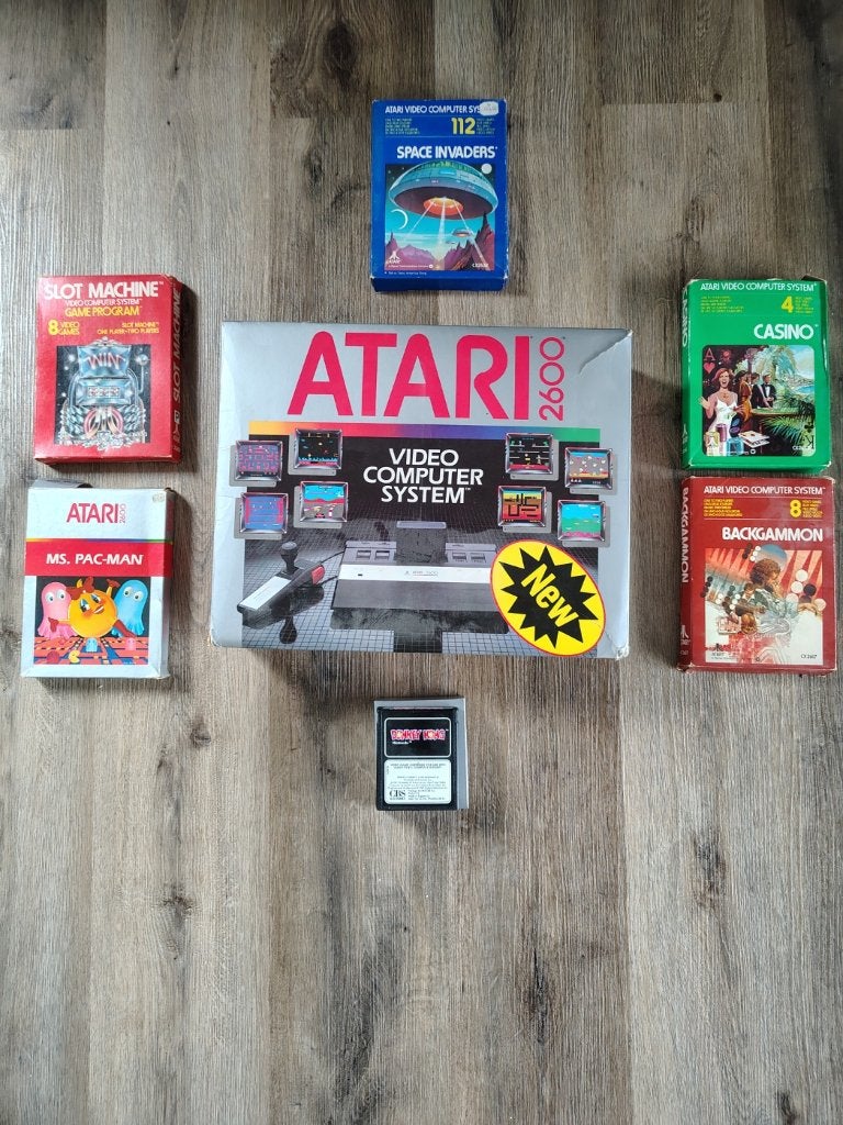Atari 2600 compleet met originele doos + 6 spellen. Z.g.a.n, Spelcomputers en Games, Spelcomputers | Atari, Met games, Met 2 controllers