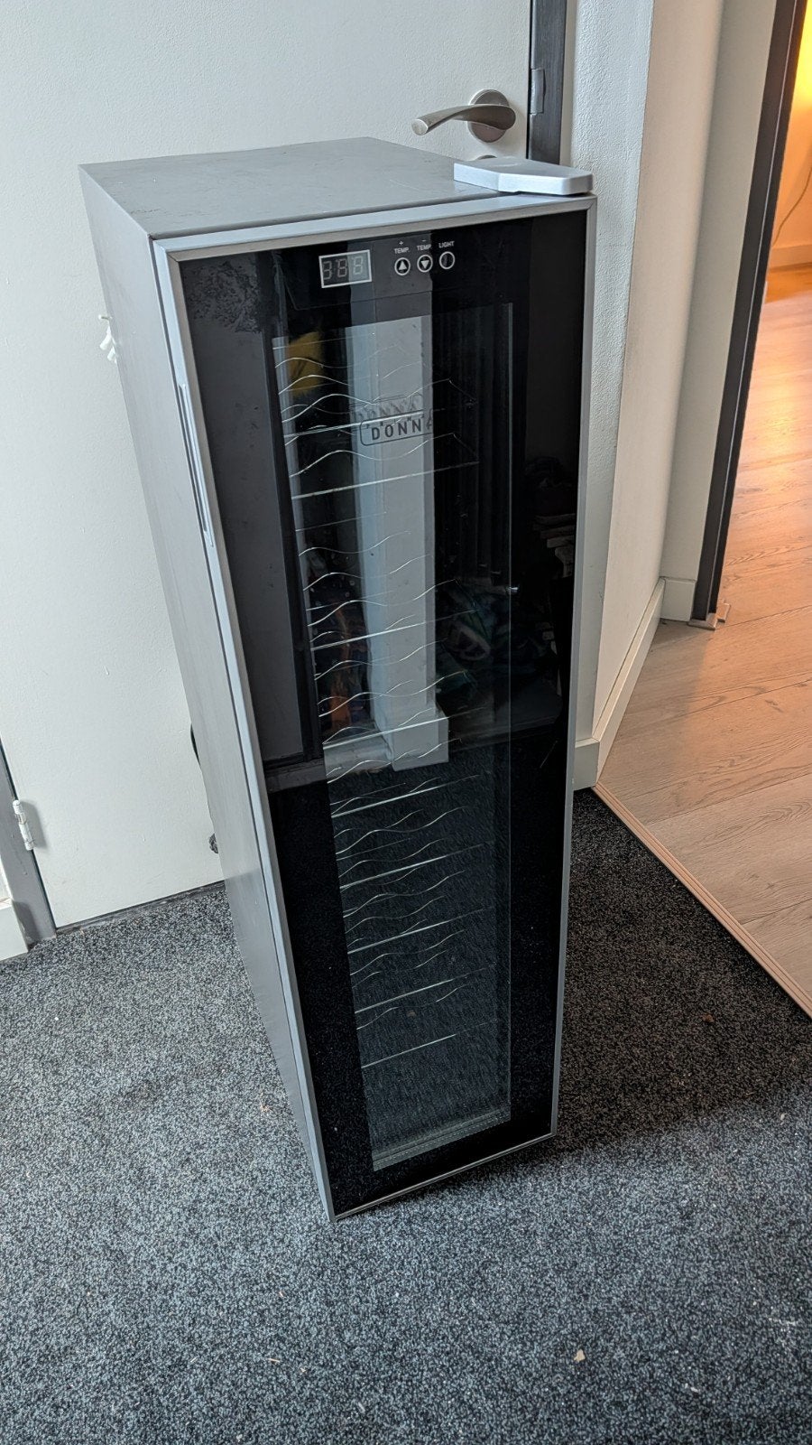 Prima Donna Wijnkoeler - 18 flessen, Witgoed en Apparatuur, Koelkasten en IJskasten, Zonder vriesvak, Minder dan 45 cm, Ophalen