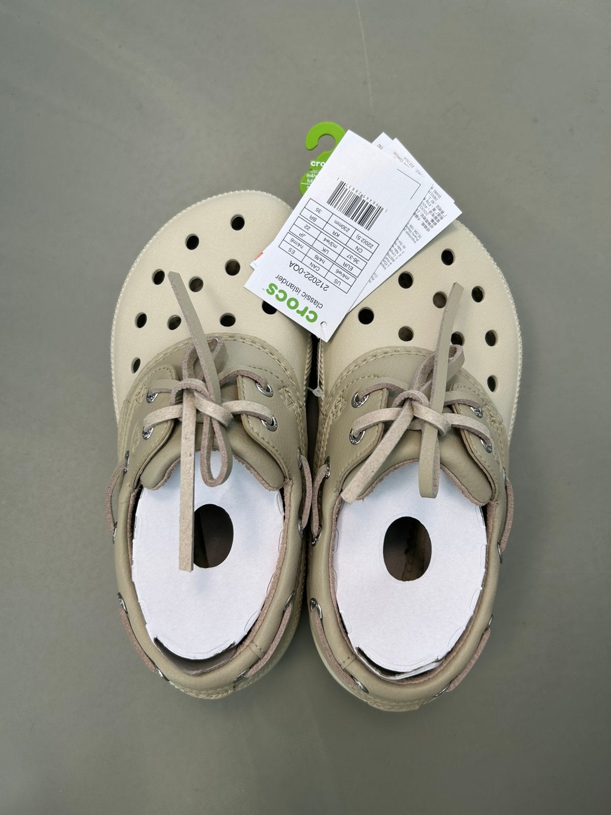 Crocs Classic Islander, Nieuw, Groen, Sandalen of Muiltjes, Ophalen of Verzenden