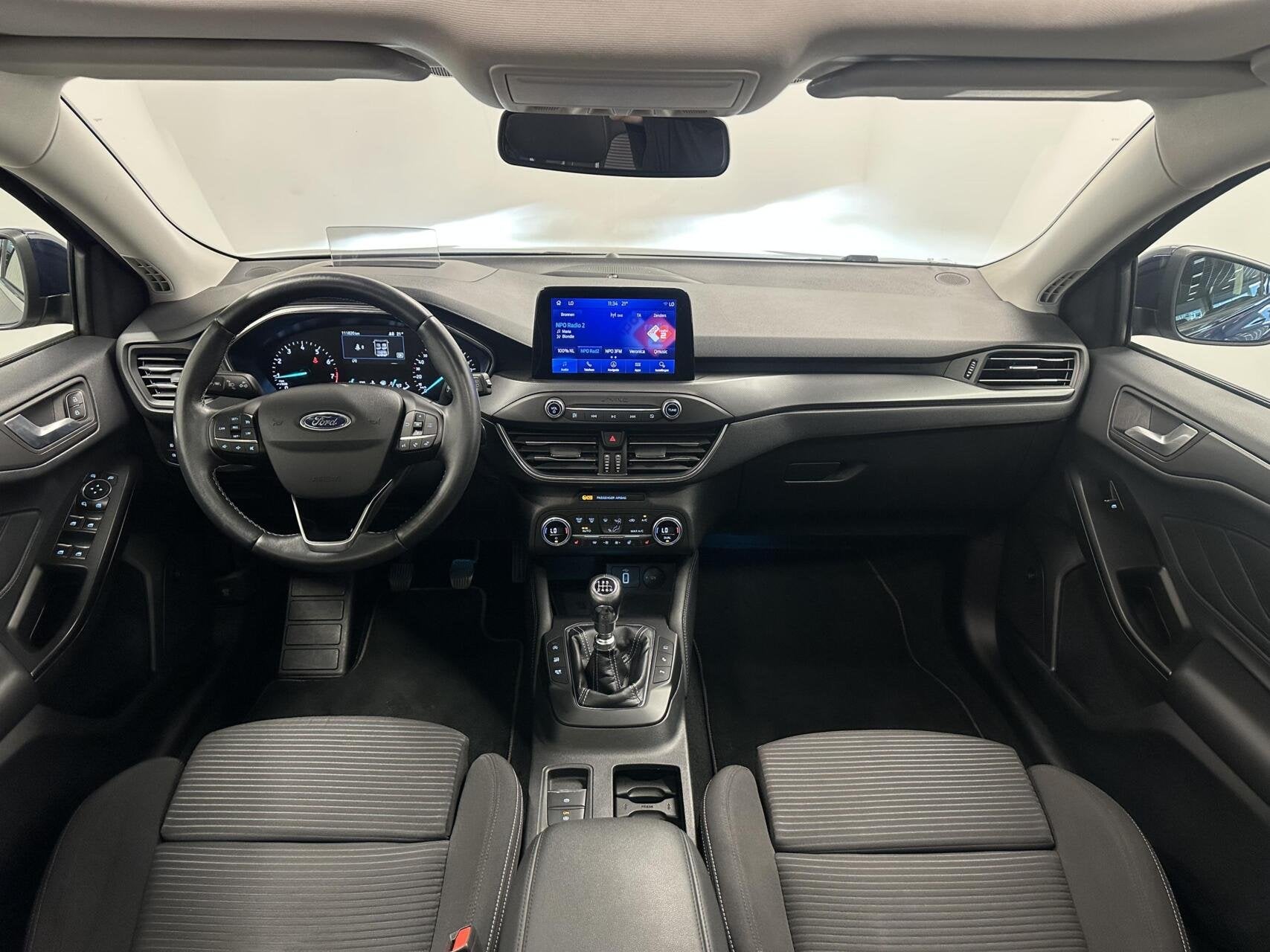 Ford Focus Wagon 1.0 EcoBoost Titanium Business HEAD UP CARP, Gebruikt, Automatische klimaatregeling, Met garantie (alle), Origineel Nederlands
