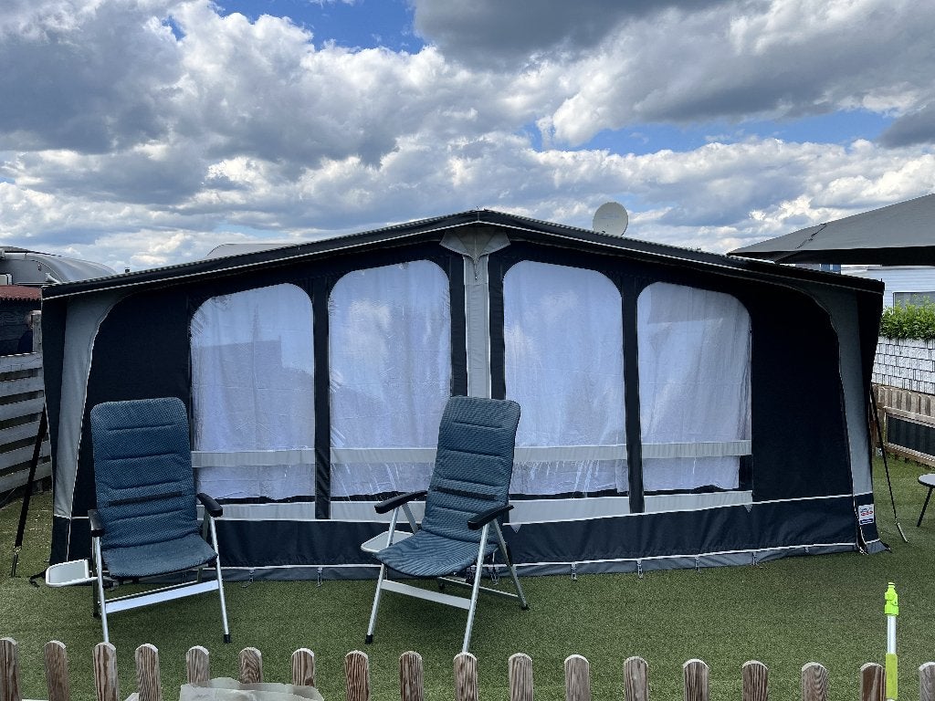 Caravan met voortent en inventaris op Camping de Mars, Caravans en Kamperen, Stacaravans, Tot en met 4