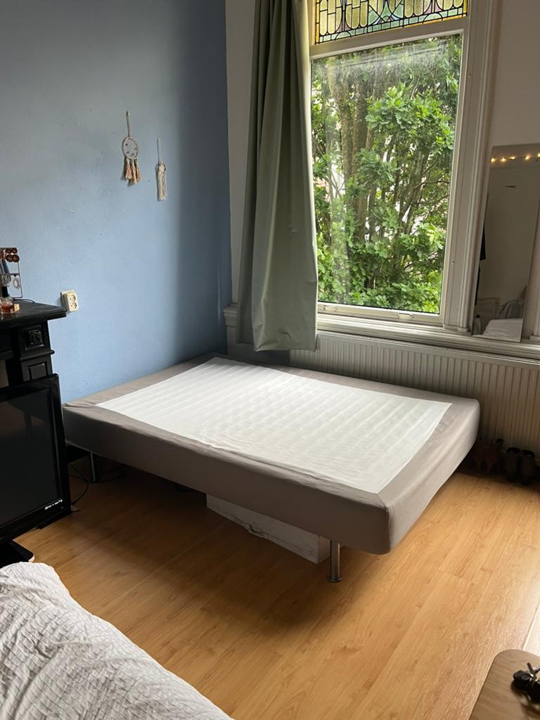 Mooie boxsping 140x200, Tweepersoons, Zo goed als nieuw, 200 cm, Grijs