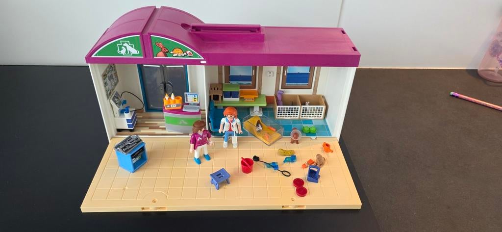 Playmobil Dierenkliniek - Handig Meeneem Formaat, Kinderen en Baby's, Speelgoed | Playmobil, Zo goed als nieuw, Complete set, Ophalen of Verzenden