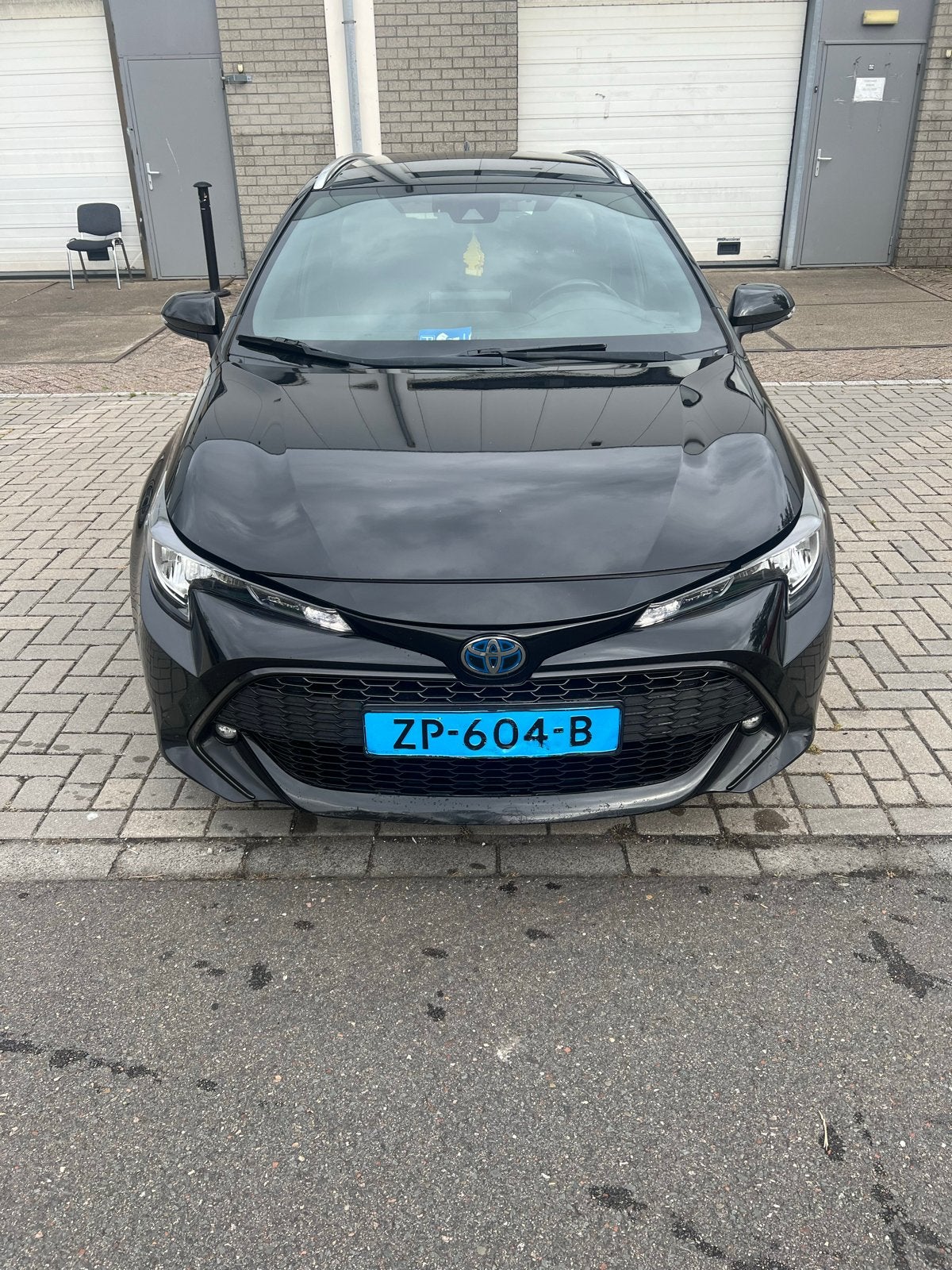 Toyota Corolla TS 1.8 Hybrid 122pk  2019 Zwart/EXPORT PRIJS, Auto's, Toyota, Zwart, Stationwagon, Corolla TS, 1798 cc
