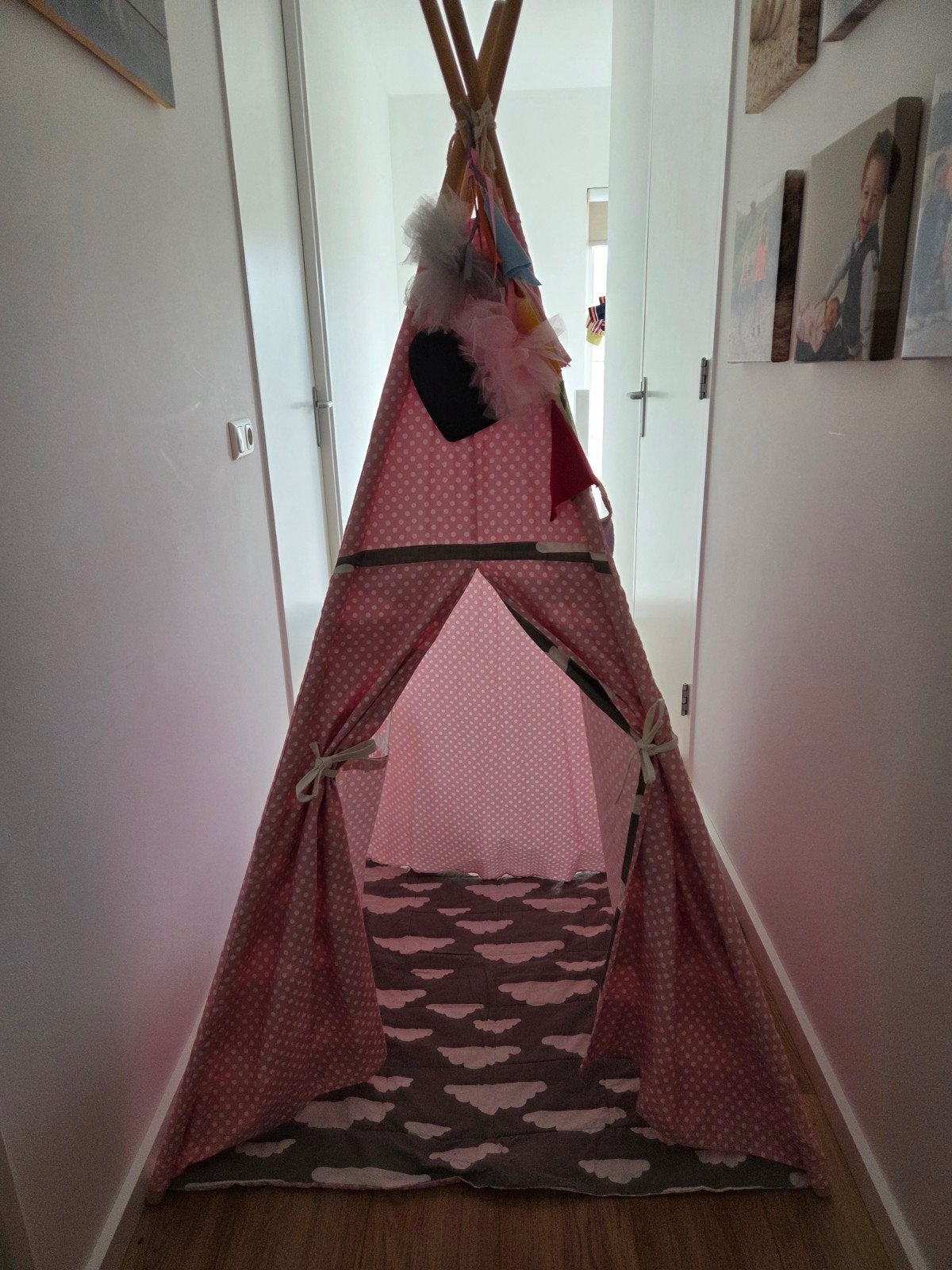 Leuke roze speeltent / tipi, 165 cm hoog, in goede staat, Ophalen, Zo goed als nieuw